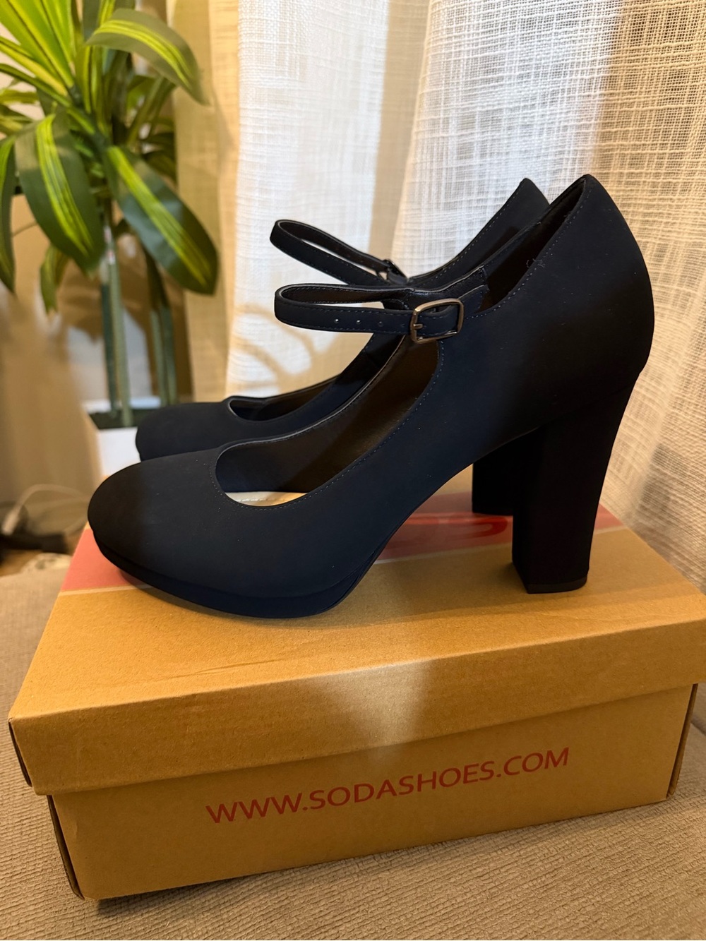 NWOT Soda Black Round-Toe Mary Jane Pumps with Ankle Strap - Picture 2 of 8